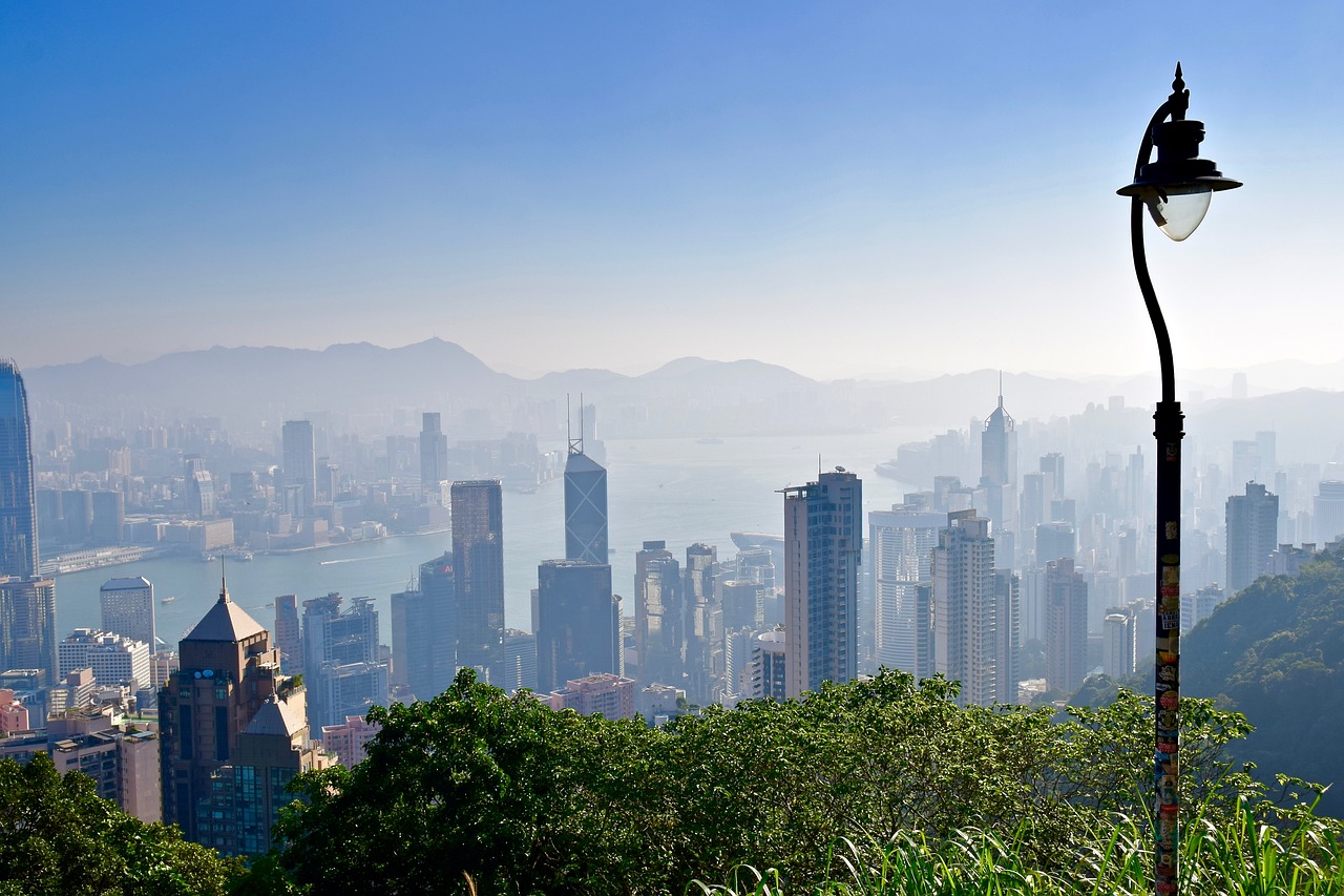 香港今晚必开一肖，专家意见法案，桌面款EI9760.1281